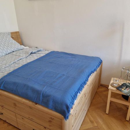 Entzueckendes Apartment Im Zentrum Graz Bagian luar foto