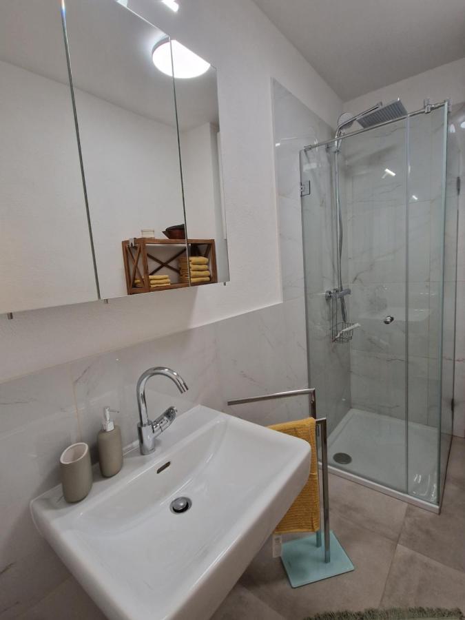 Entzueckendes Apartment Im Zentrum Graz Bagian luar foto